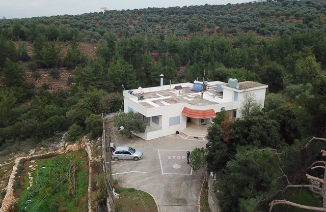 Ahla Vert View