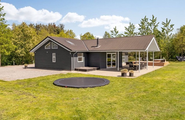 "Ahto" - 600m to the fjord by Interhome