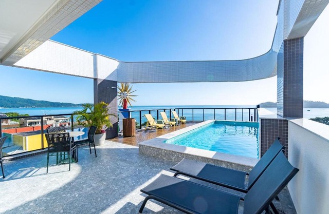 Aion Suítes Compacto E Luxuoso Loft Rooftop Com Piscina Academia À Poucos Passos Da Praia 