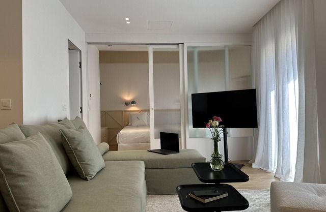 Aionion Residences by K&K - Neda Residence