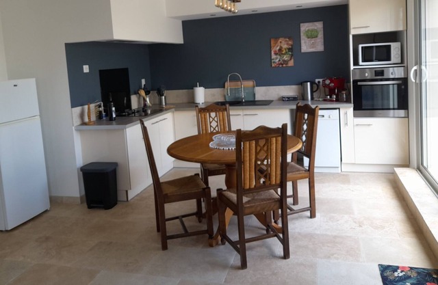 Air-conditioned cottage 2 to 4 people Berrias and Casteljau Ardèche