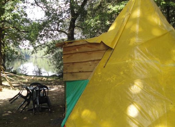 air naturel de camping moulin de malesse Tipi