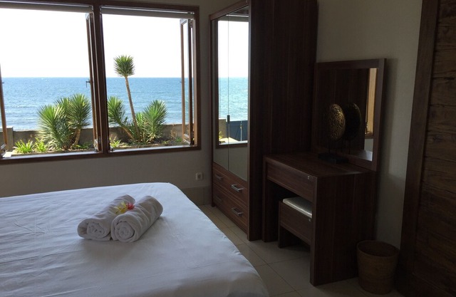 Air Sanih Beach Villa 1 Br