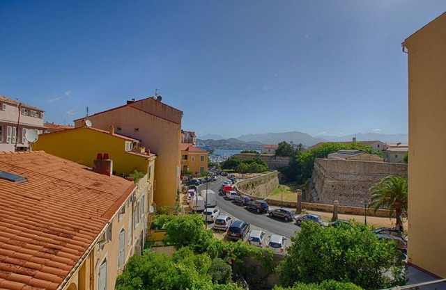 Ajaccio: Charming 2BR, 4 guests, Wifi, Downtown