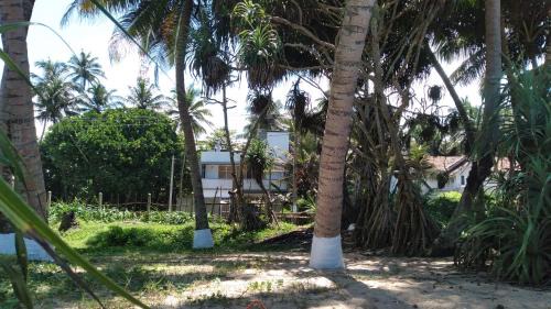 Akurala Beach Villa.