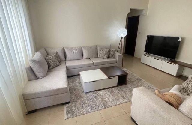 Al Mansour view apartment 3 BDR, Cozy for families.