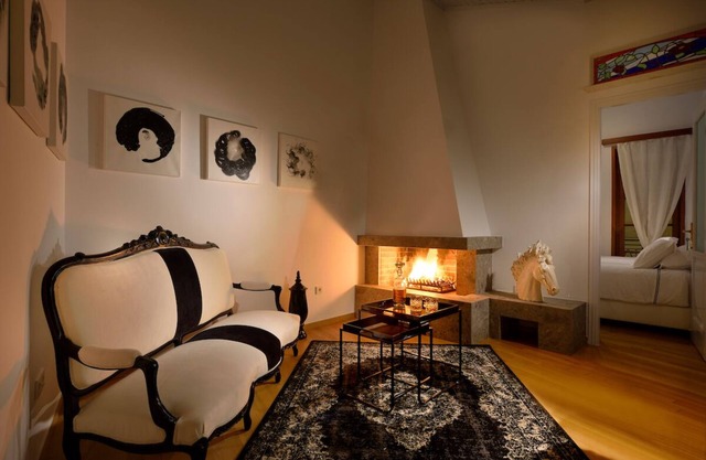 Aldis Villa in Plaka