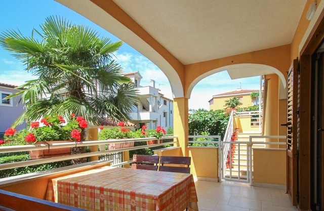 Alenka orange A4 - Two Bedroom Apartment, Sleeps 4