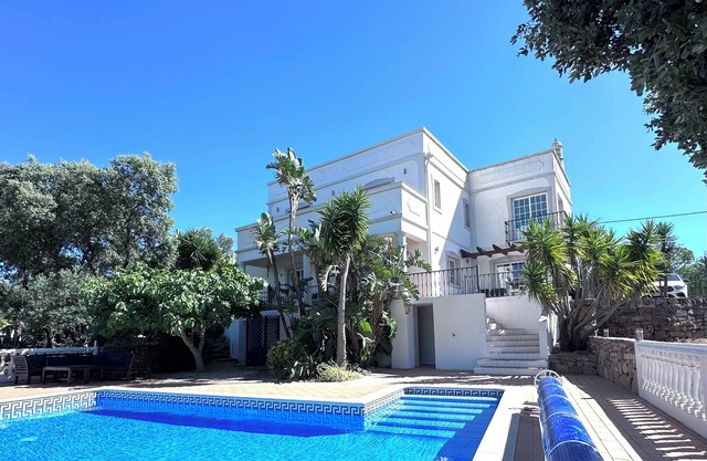 Algarve country villa near Loulé, stunning views