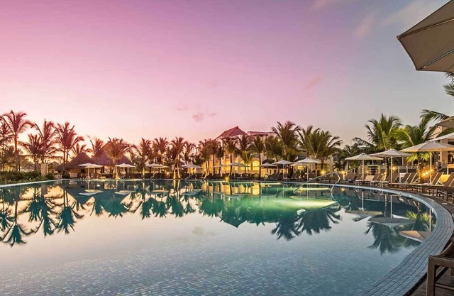 All-inclusive Experience, Islander Junior King! Hard Rock Punta Cana | 4 Units
