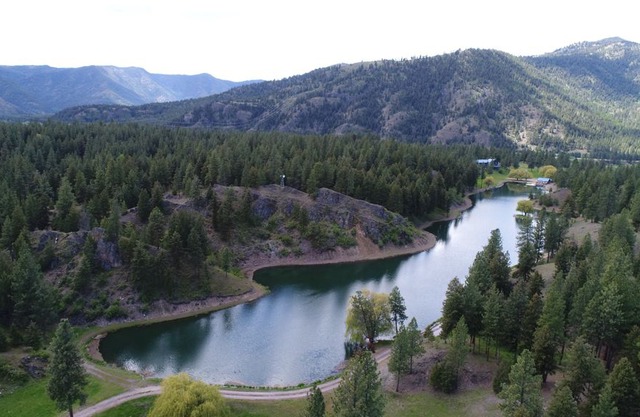 ALL INCLUSIVE THANKSGIVING HOLIDAY - RiverView Ranch Poppy Suite