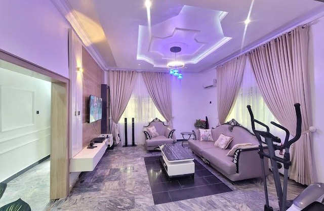 All Smiles Luxury Apartment