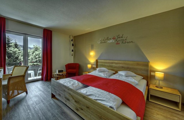 Allgäuer Panoramahotel - double room standard 32 (31-35)