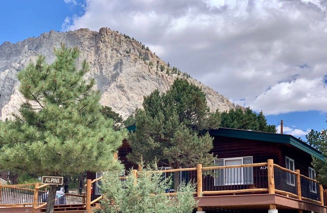 Alpine Cabin at Deer Valley Ranch. Family friendly w/resort amenities included
