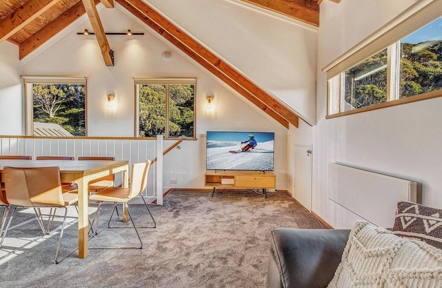 Alpine Haven Penthouse - Mt Hotham