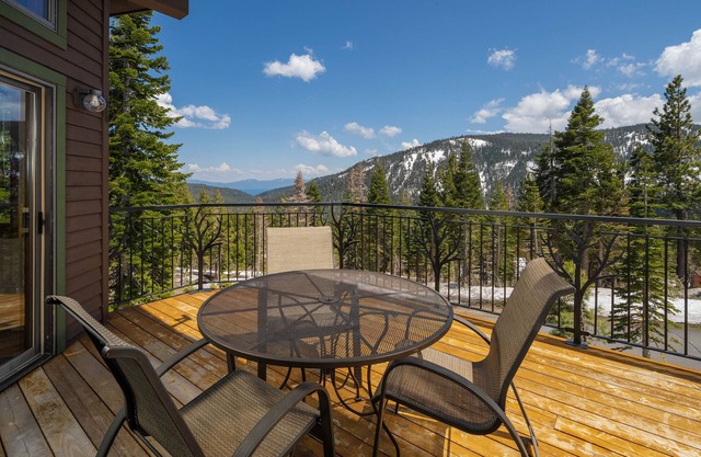 Alpine Retreat by Hauserman Rentals