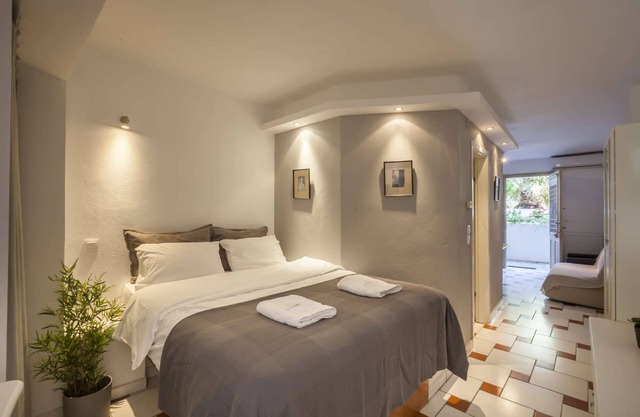 Alterra Vita Apartments - Cozy Studio with Garden
