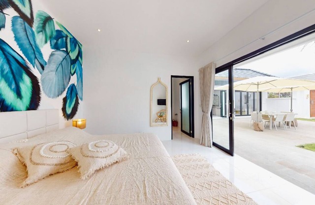 AMAZING! 3Bdr Villa w Ricefields and Jungle View