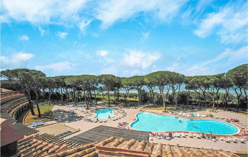 Amazing Apartment In Puntone Gr