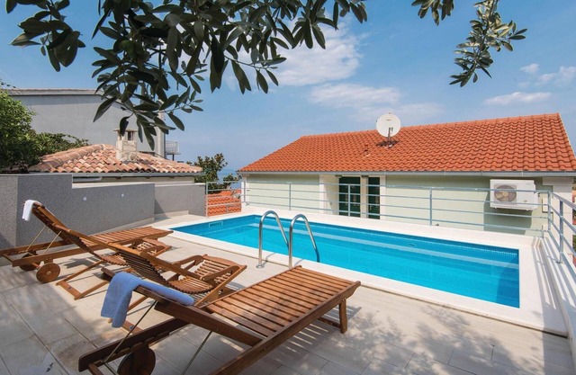 Amazing apartment in Trpanj