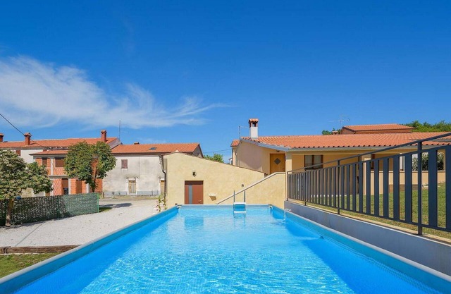 Amazing home in Karojba