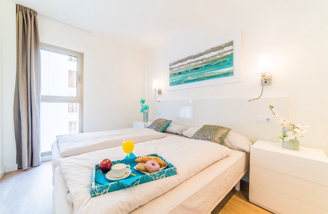AMAZING LUXURY apartment, right on the beach, 2 bedrooms