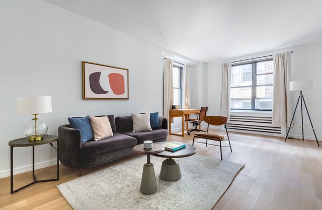 Amazing Midtown 2BR w/Gym & Doorman, nr Grand Central, by Blueground