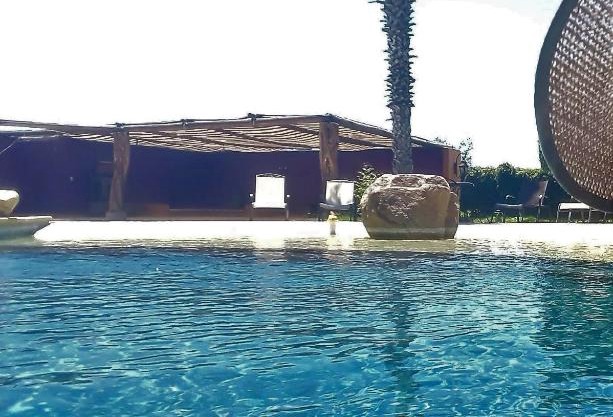 AMAZING NEW! BIG STUDIO WIFI, POOL, PET FRIENDLY 2 BLOCKS TO THE SWIMMABLE BEACH IN CABO
