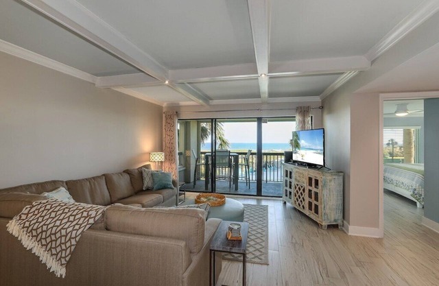 Amazing Oceanfront Condo on Amelia Island!