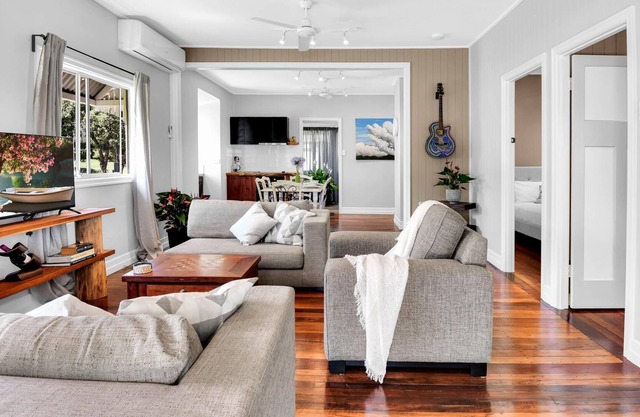 Ambrose Cottage - Peace Comfort Within Montville Village