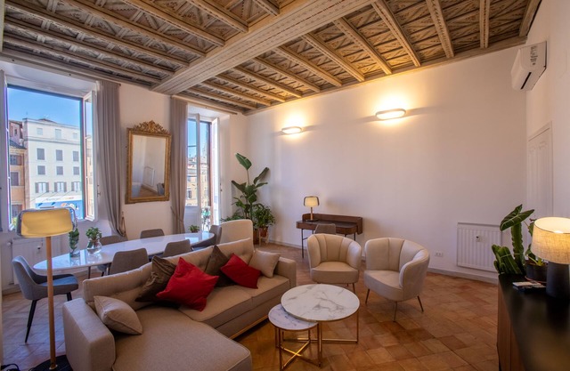 AMELIE SUITE NAVONA