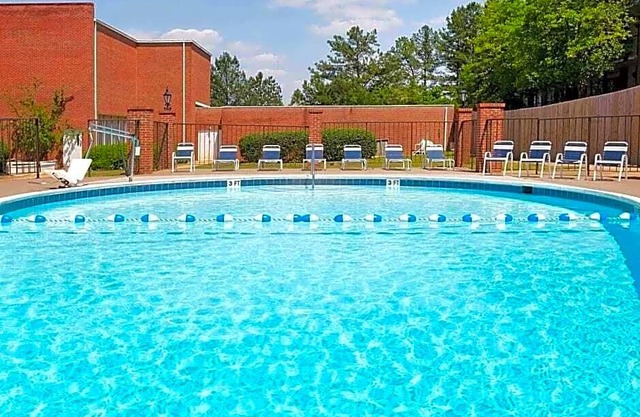 Americas Best Value Inn & Suites Phenix City