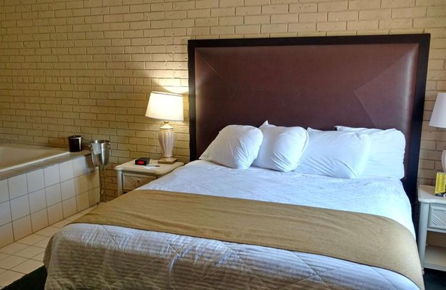 Americas Best Value Inn Webster City