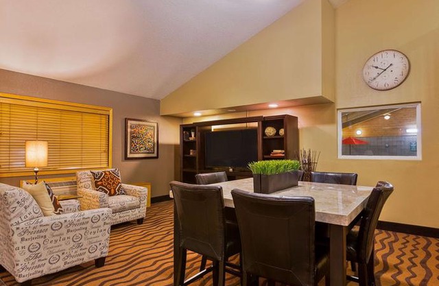 AmericInn by Wyndham Algona