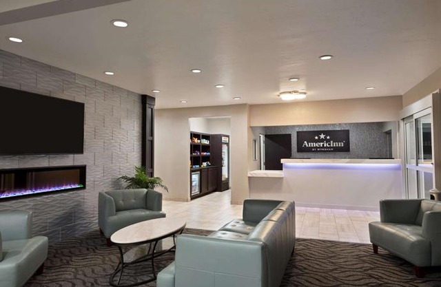 AmericInn by Wyndham Appleton West
