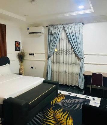 Amia Gold Luxury Apartments