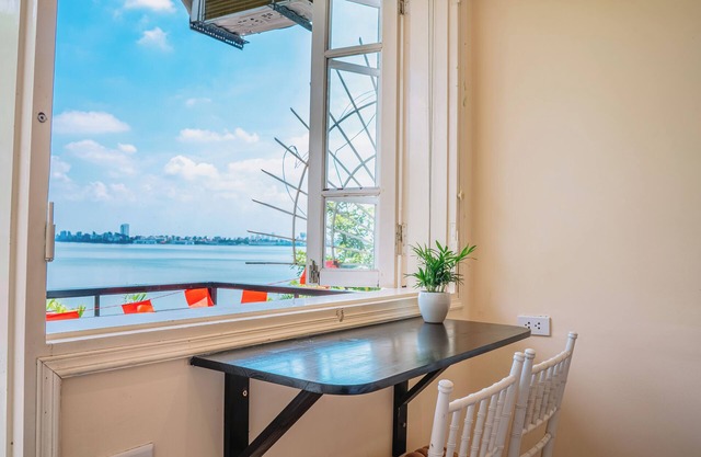 An Homestay Lakeview Apartment