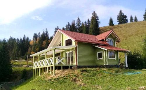 Anahata Space - номери в Ретритному центрі, біля Верховини
