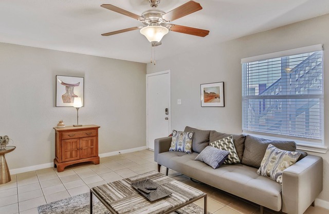 Anchor by Pleasure Pier #3: Updated Condo Community, Heart of the City