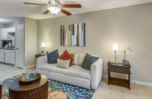 Anchor by Pleasure Pier #7: Updated Condo Community, Heart of the City