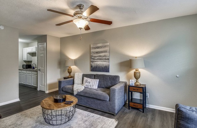 Anchor by Pleasure Pier #8: Updated Condo Community, Heart of the City