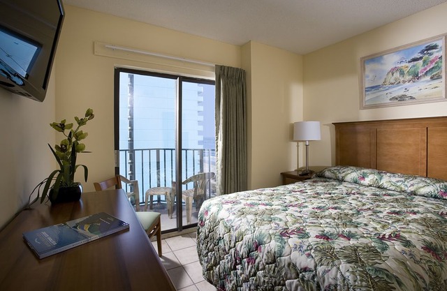 Angle Oceanfront One Bedroom w/ View + Official On-Site Rental Privileges