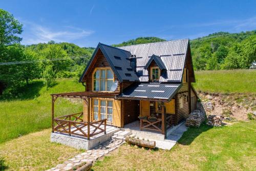 Anna's Mountain House