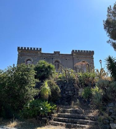 Antica Torre vista mare Capo Milazzo