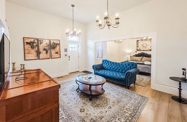 Antique Cozy Unit - Central Ogden