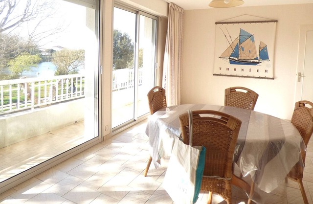 Apartment Saint-Gilles-Croix-de-Vie, 2 bedrooms, 6 persons