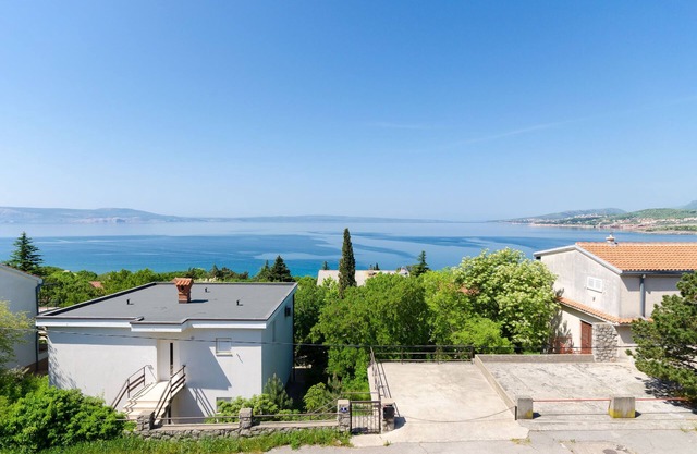 Apartments and Room Luka (86431-A3) - Klenovica (Novi Vinodolski)