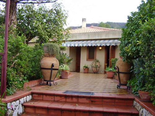 Apart Sea View Garden Beach Villa