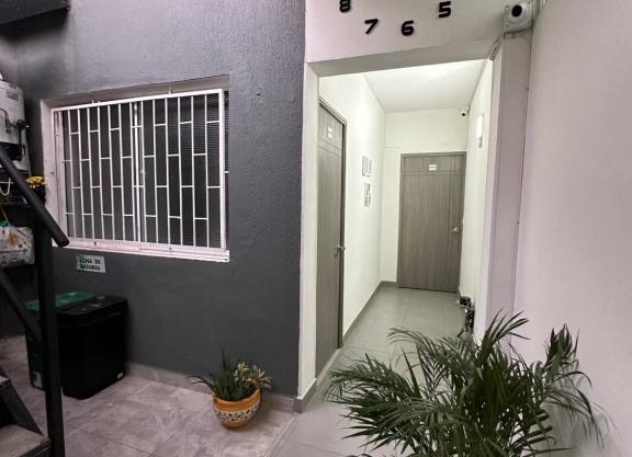Aparta estudio amoblado 4 Medellín, San Joaquín