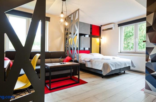 Apartament Trojkaty i Kwadraty